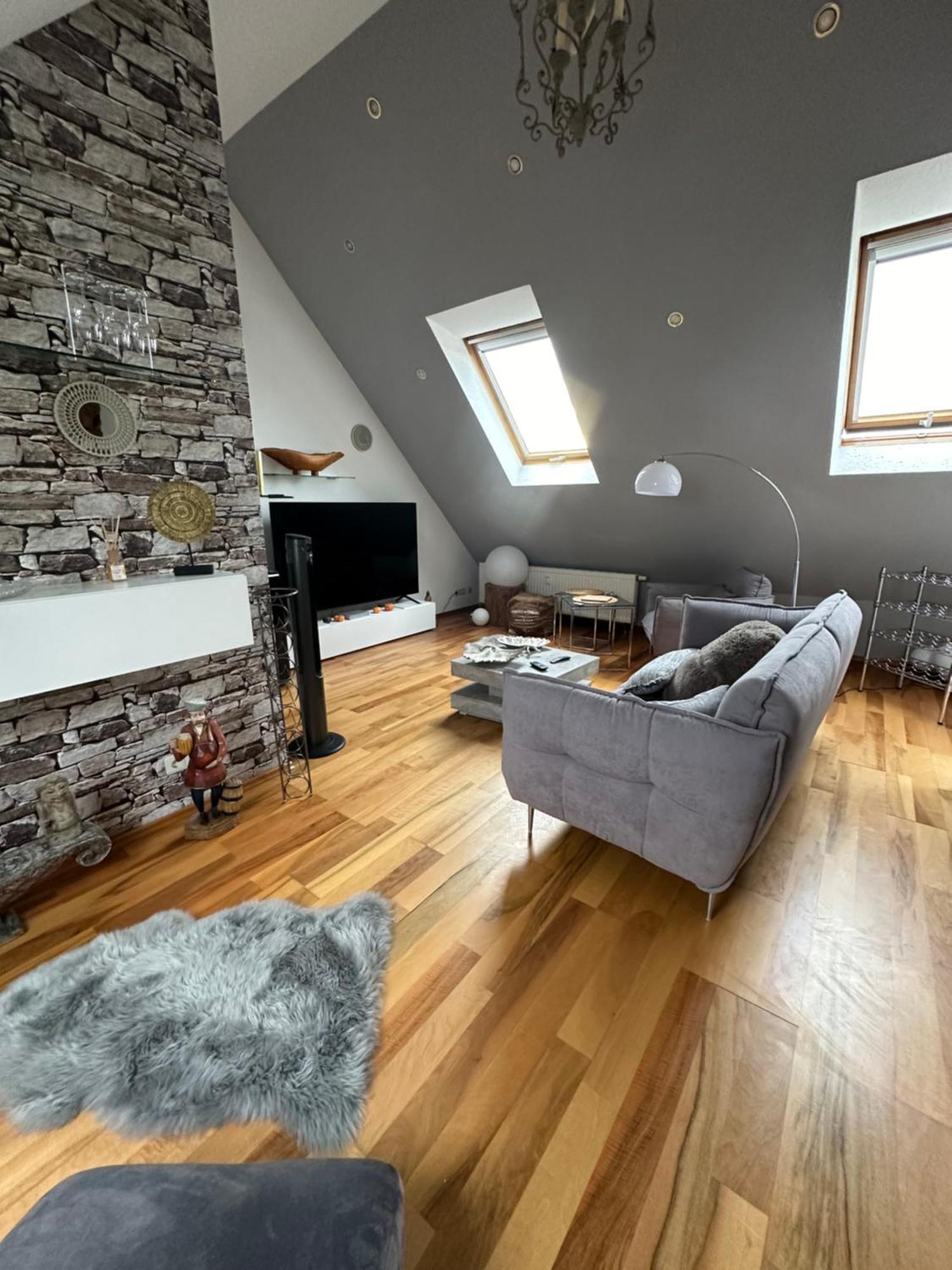 Zentrale Maisonette Mit Buero & Parkplatz 그리스하임 외부 사진